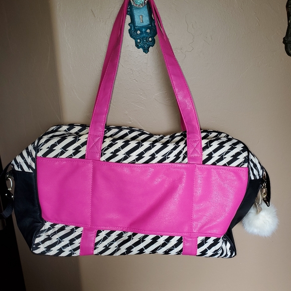 Betsy Johnson duffle bag - Picture 2 of 10